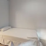 Alquilo 5 dormitorio apartamento de 98 m² en Alicante