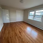 Rent 3 bedroom apartment in Kingston