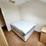 Rent 2 bedroom apartment in Salford