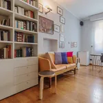 Rent 4 bedroom apartment of 55 m² in Milan