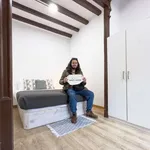 Rent a room of 96 m² in barcelona