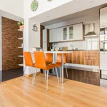 Alugar 2 quarto apartamento de 100 m² em Lisbon