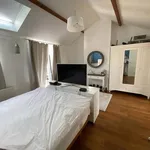 Maison de 10 m² avec 3 chambre(s) en location à UCCLE