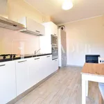 Rent 3 bedroom apartment of 97 m² in Bucuresti