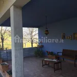 Rent 4 bedroom house of 200 m² in Teramo