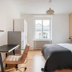 Rent 2 bedroom apartment of 41 m² in Zürich