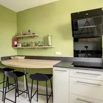 Appartement de 84 m² avec 4 chambre(s) en location à Versailles