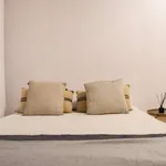 Rent a room in barcelona