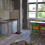 Rent 3 bedroom apartment of 70 m² in Кършияка