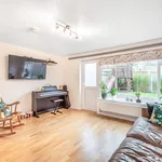 Rent 5 bedroom house in Yorkshire And The Humber