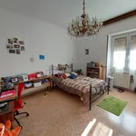 Rent 3 bedroom apartment of 92 m² in Roma