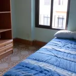 Rent 5 bedroom apartment in Alicante