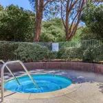 Rent 1 bedroom apartment in Santa Clarita