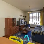 Alquilo 2 dormitorio apartamento de 71 m² en Oviedo