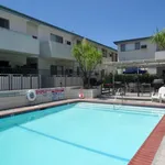 Rent 2 bedroom apartment in Los Angeles