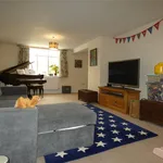 Rent 5 bedroom house in Canterbury