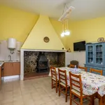 Rent 4 bedroom house of 200 m² in Faro