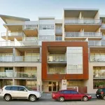 Rent 1 bedroom apartment in Port Melbourne