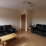 Rent 2 bedroom flat in Salford