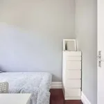 Rent a room in lisbon