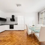 Pronajměte si 2 ložnic/e byt o rozloze 103 m² v Prague