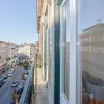 Rent 3 bedroom apartment of 50 m² in Porto