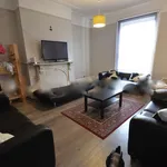 Rent 8 bedroom house in Leeds