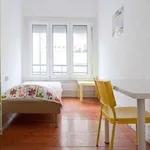 Rent a room in lisbon