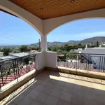 Rent 3 bedroom house of 120 m² in Καλύβια Θορικού