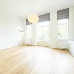 Maison de 369 m² avec 4 chambre(s) en location à Brussel