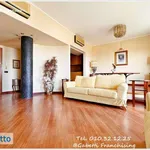 Rent 6 bedroom apartment of 106 m² in Genoa