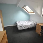 Rent 5 bedroom flat in Leeds