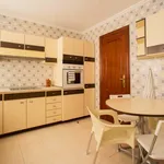 Rent a room of 150 m² in Valencia