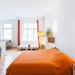 Rent 1 bedroom apartment of 35 m² in Berlin