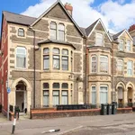 Rent 2 bedroom flat in Wales