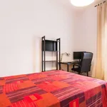 Rent a room of 130 m² in madrid