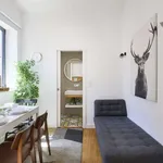 Rent 2 bedroom apartment of 45 m² in lisbon