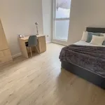 Rent 7 bedroom house in North West England