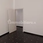 Rent 4 bedroom apartment of 125 m² in Genoa