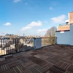 Huur 12 slaapkamer appartement van 450 m² in Schaerbeek