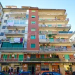 Rent 2 bedroom apartment of 60 m² in Naples