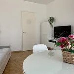 Miete 4 Schlafzimmer wohnung von 75 m² in MASSAGNO