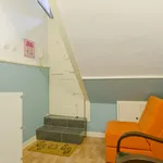 Rent 1 bedroom apartment in Lisbon