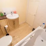 Rent 2 bedroom flat in West Midlands