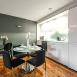 Rent 1 bedroom apartment of 549 m² in London