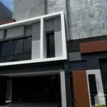 Rent 4 bedroom house of 430 m² in Bangkok