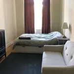 Miete 3 Schlafzimmer wohnung von 123 m² in berlin