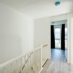 Huur 3 slaapkamer huis van 94 m² in Almere