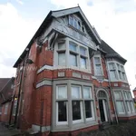 Rent 6 bedroom flat in East Midlands