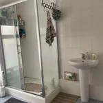 Rent 4 bedroom house in Wales